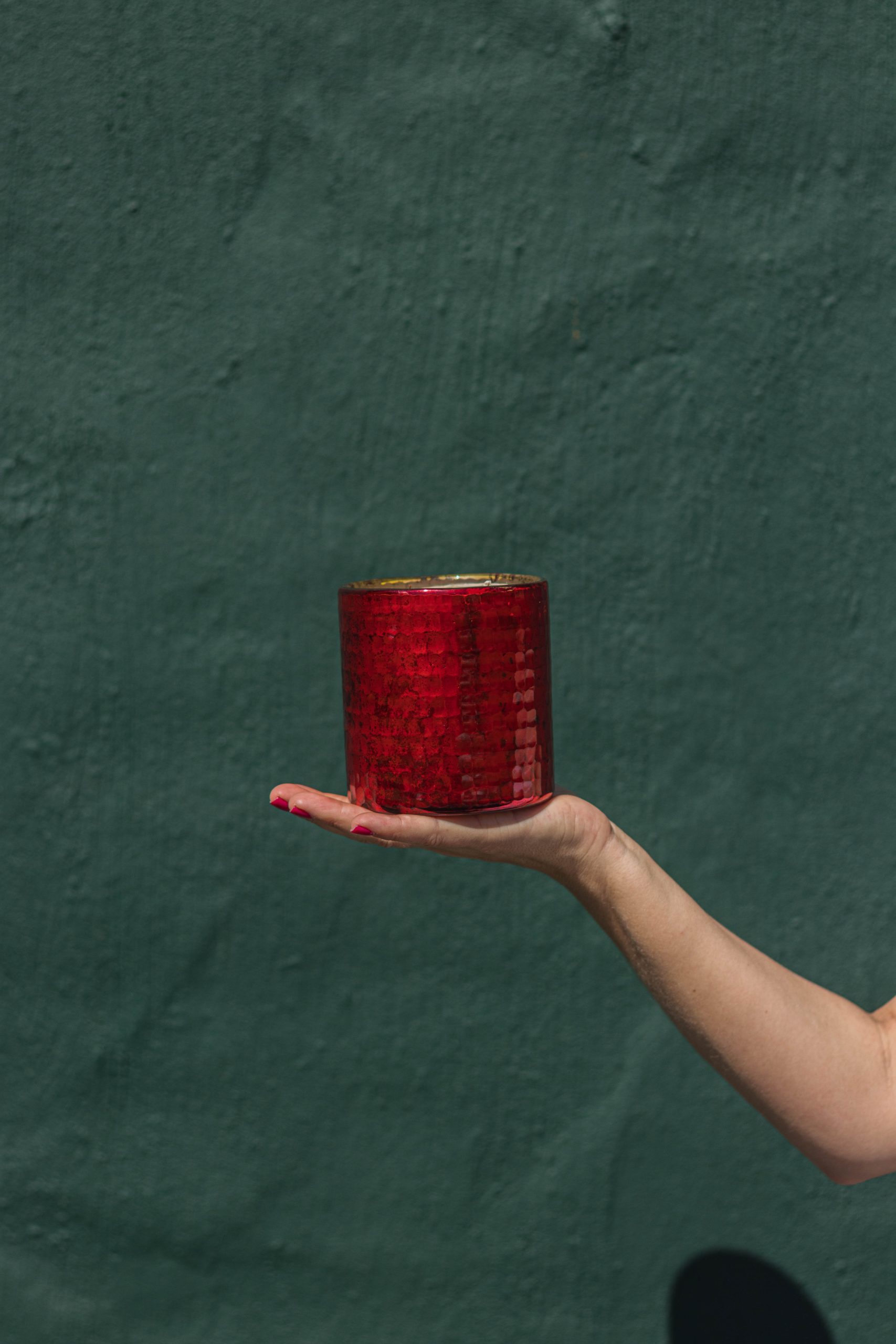 Red Currant Votivo Candle (Red)